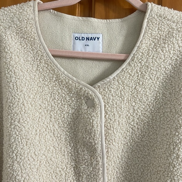 Old navy teddy jacket - Picture 2 of 3